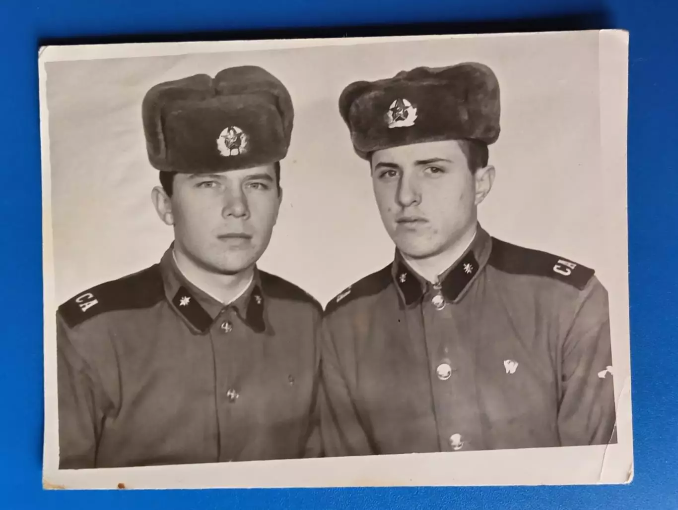 Фото СССР. Солдат форма шапка армия. 1970-е г.