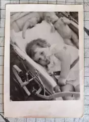 Фото СССР. Девочка ребёнок игрушка кукла коляска. 1940-е г
