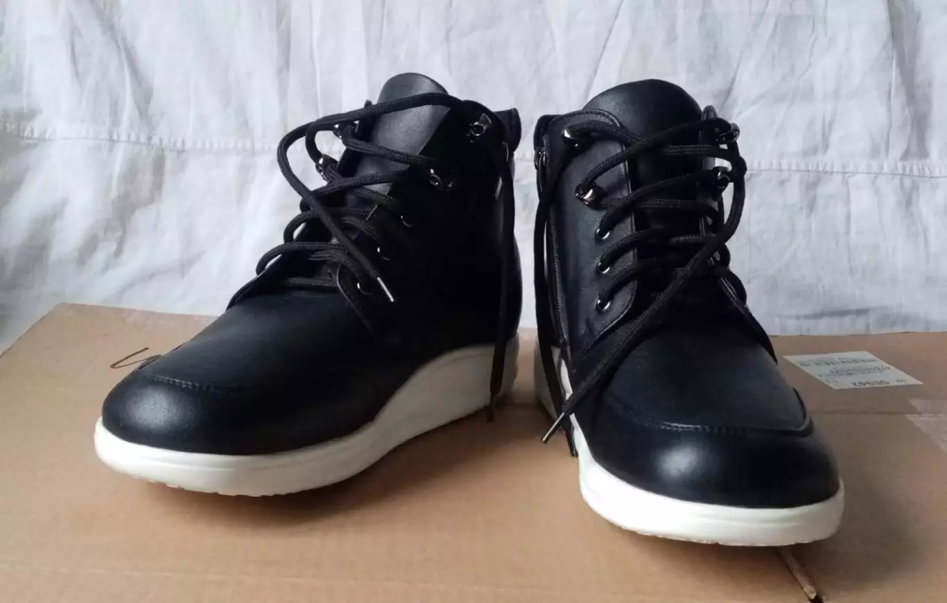 Демисезонные ботинки. Натуральная кожа. COMFORT HEALTH SHOES.