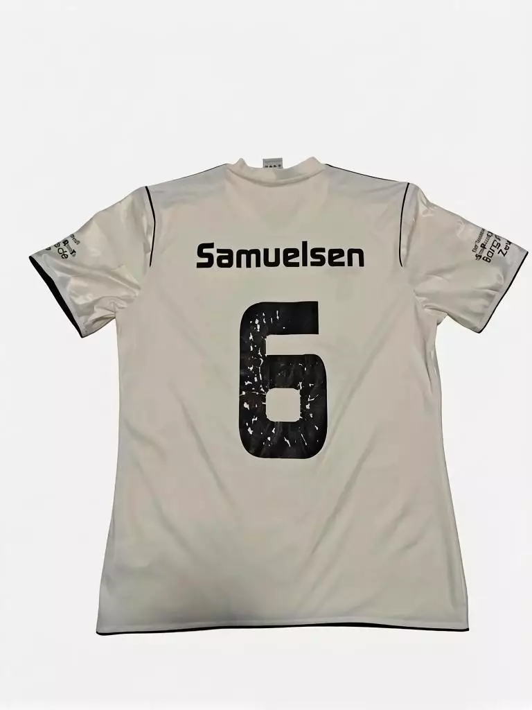 Редкая игровая джерси Heeslinger SC (Германия) от Adidas — Сезон 2013/2014 1