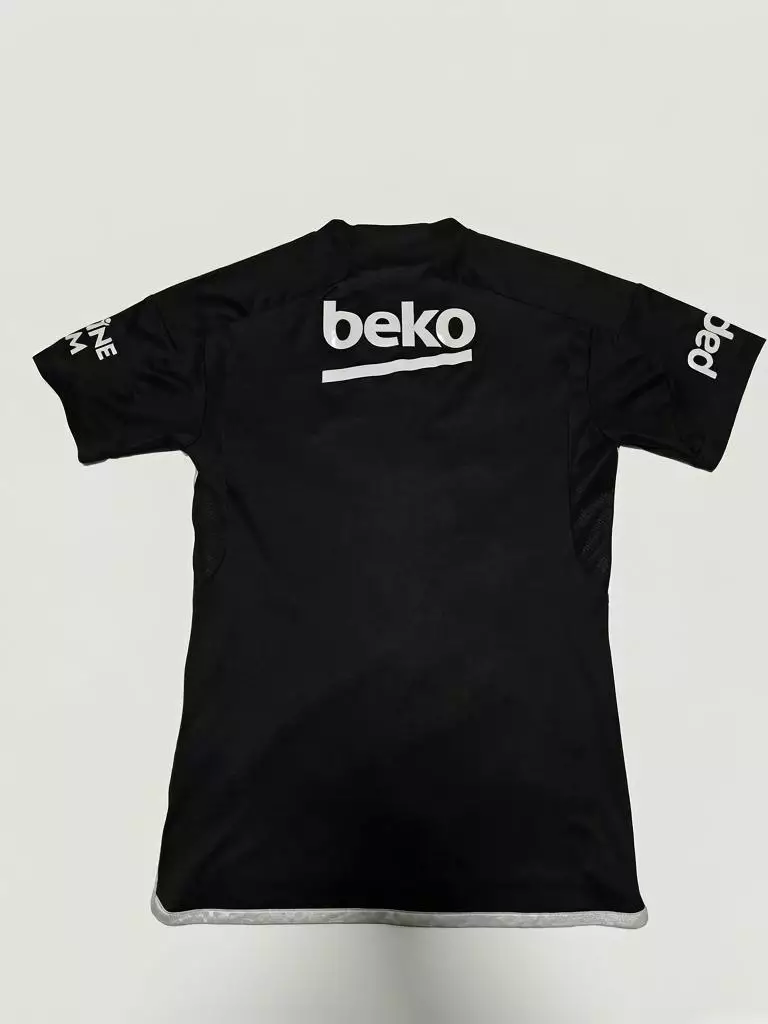 Оригинальная футболка Adidas джерси ФК Бешикташ 23/24 1
