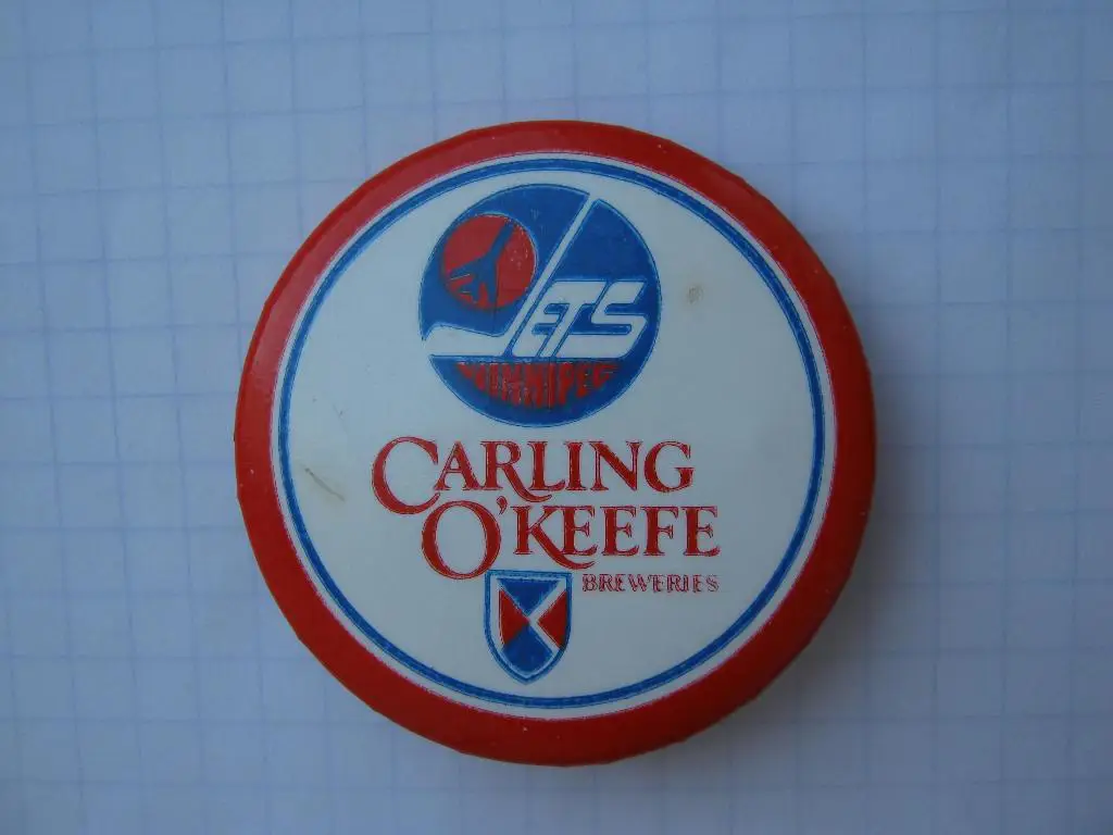 Хоккей. Виннипег Джетс (Канада). Реклама.