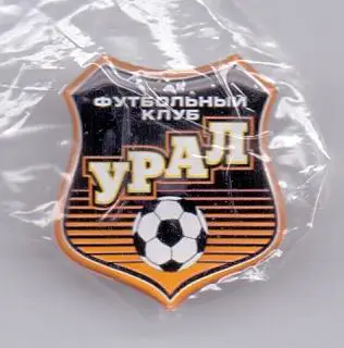 Знак Урал Екатеринбург лого (2017) на цанге, пластик, официальный выпуск клуба
