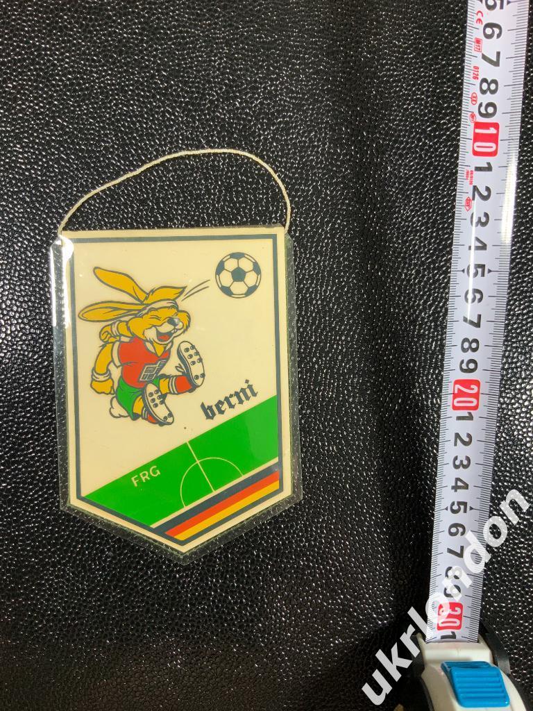 Футбольный вымпел EURO 1988 UEFA Football Championship Berni Чемпионат Евро 1988