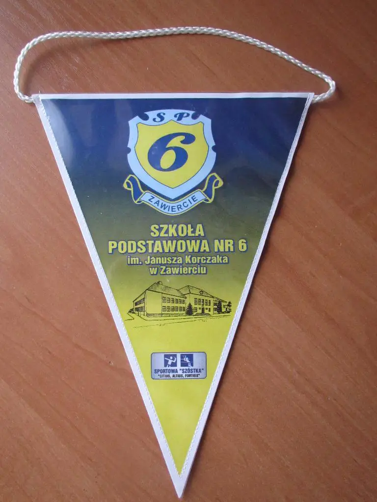 Вымпел начальн.школы №6 в г.Заверце(Польша).