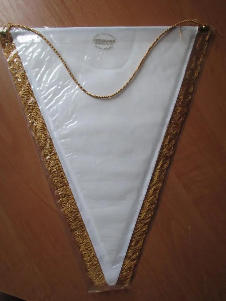 Вымпел ФК Парма. 1