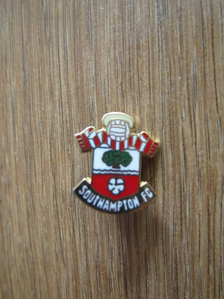 Значок ФК Саутгемптон.