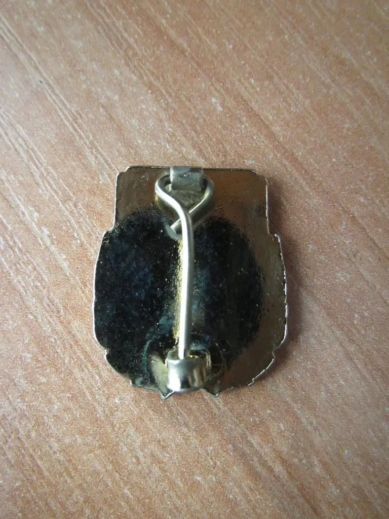 Значок ФК Базель.№1. 1