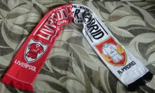 Шарф финала Лиги Чемпионов 2018, вид 1, Ливерпуль - Реал Мадрид