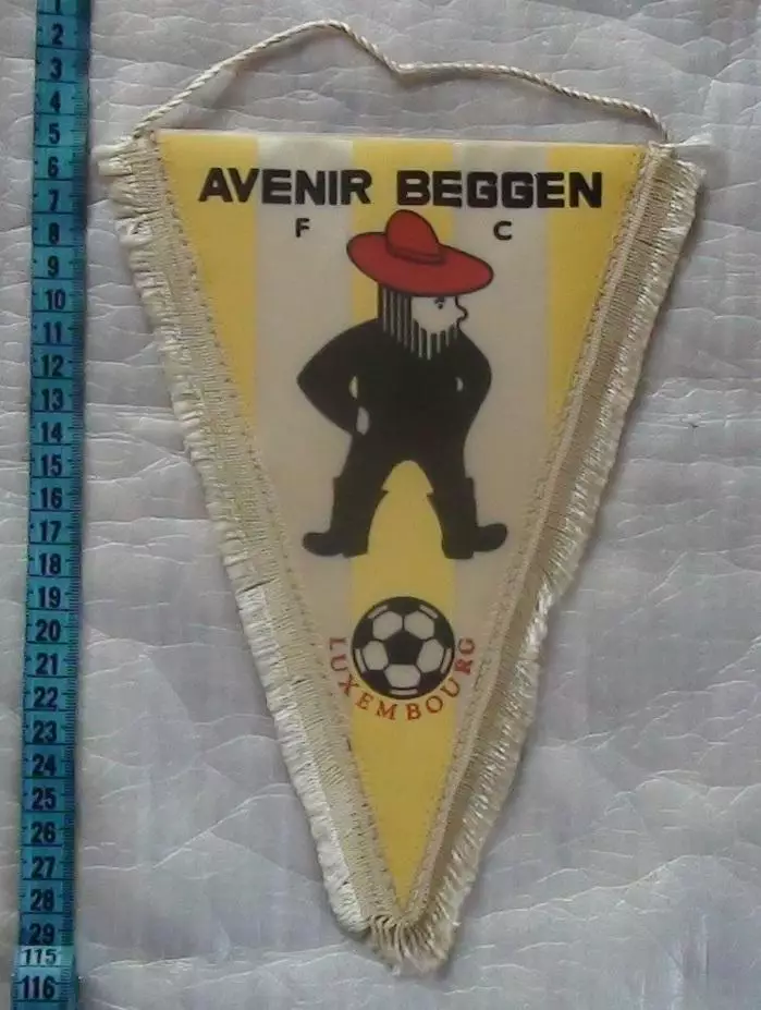 Вымпел ФК Авенир Бегген, Люксембург