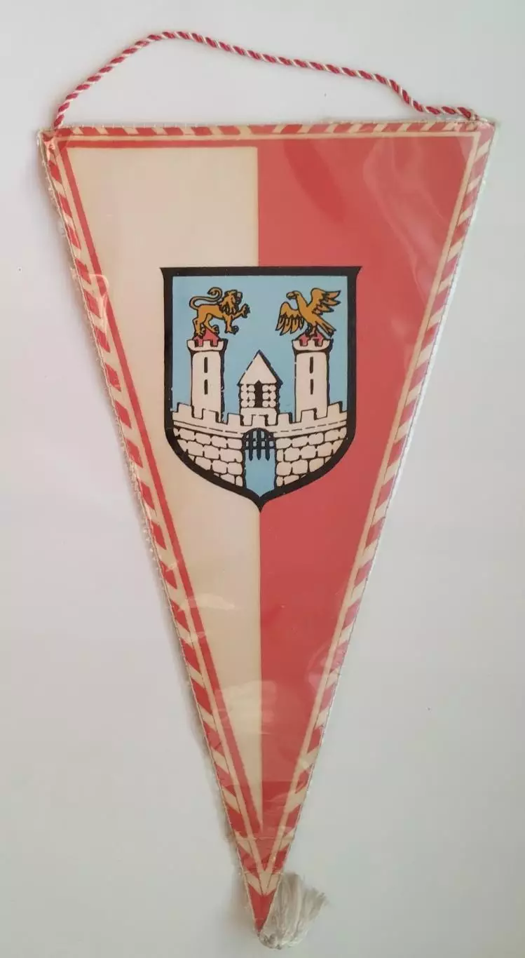 Вымпел ФК Скра Ченстохова, Польша 1