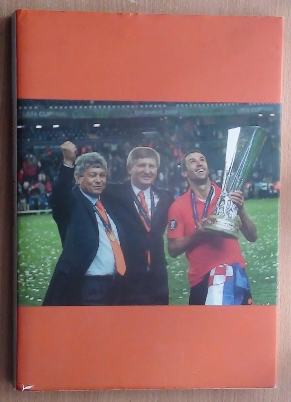 Колоцей «Шахтёр» Донецк - чемпион» 2011 фотоальбом