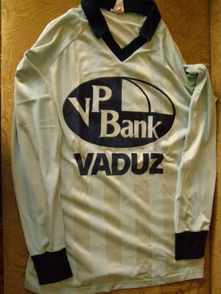 Оригинальная матчевая футболка Вадуц, Лихтенштейн, матч с Черноморец 1992 1