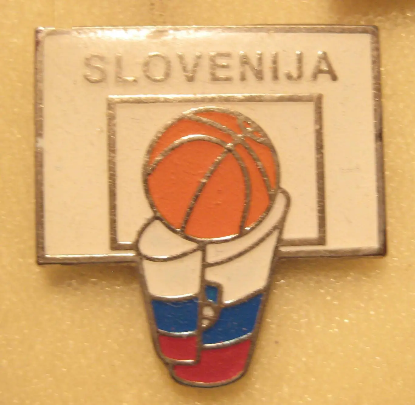 Баскетбол. Федерация баскетбола Словении, официальный