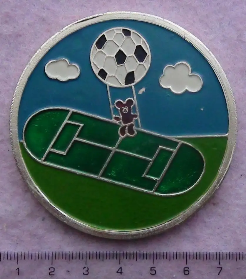 Олимпийские игры. СССР, Москва, Олимпийский Мишка, медаль, вид 2