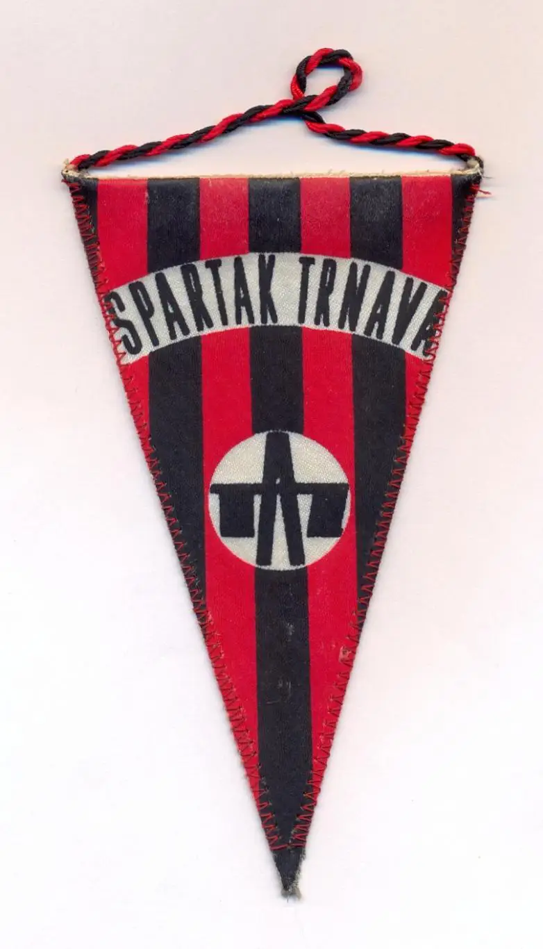 Спартак Трнава, Словакия 1