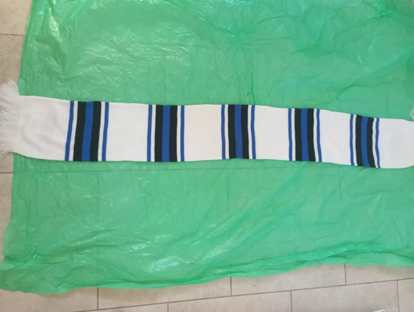 Шарф ФК Черноморец с нашивкой ультрас 1