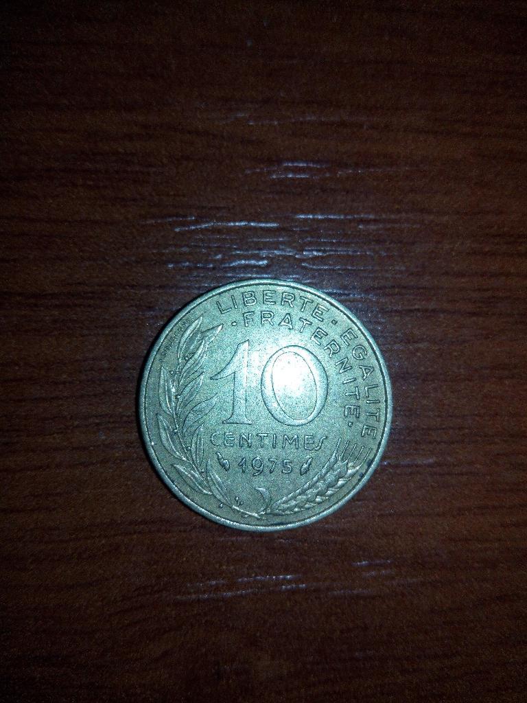 Монета 10 сентимов