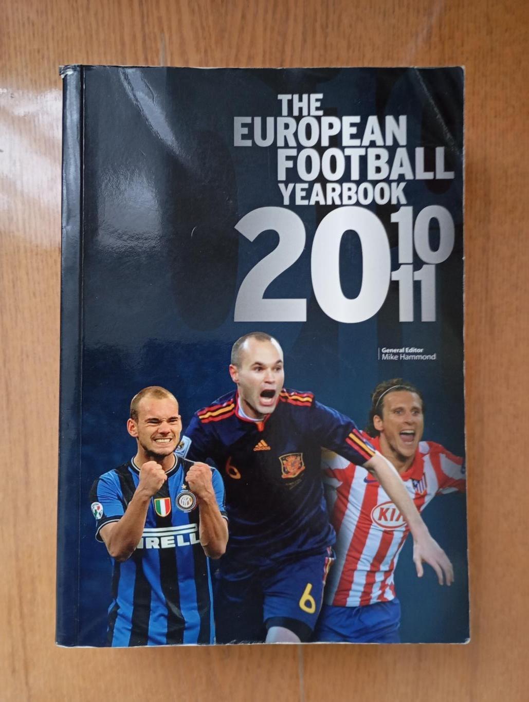 The European Football Yearbook 2010-11 (Ежегодник европейского футбола)