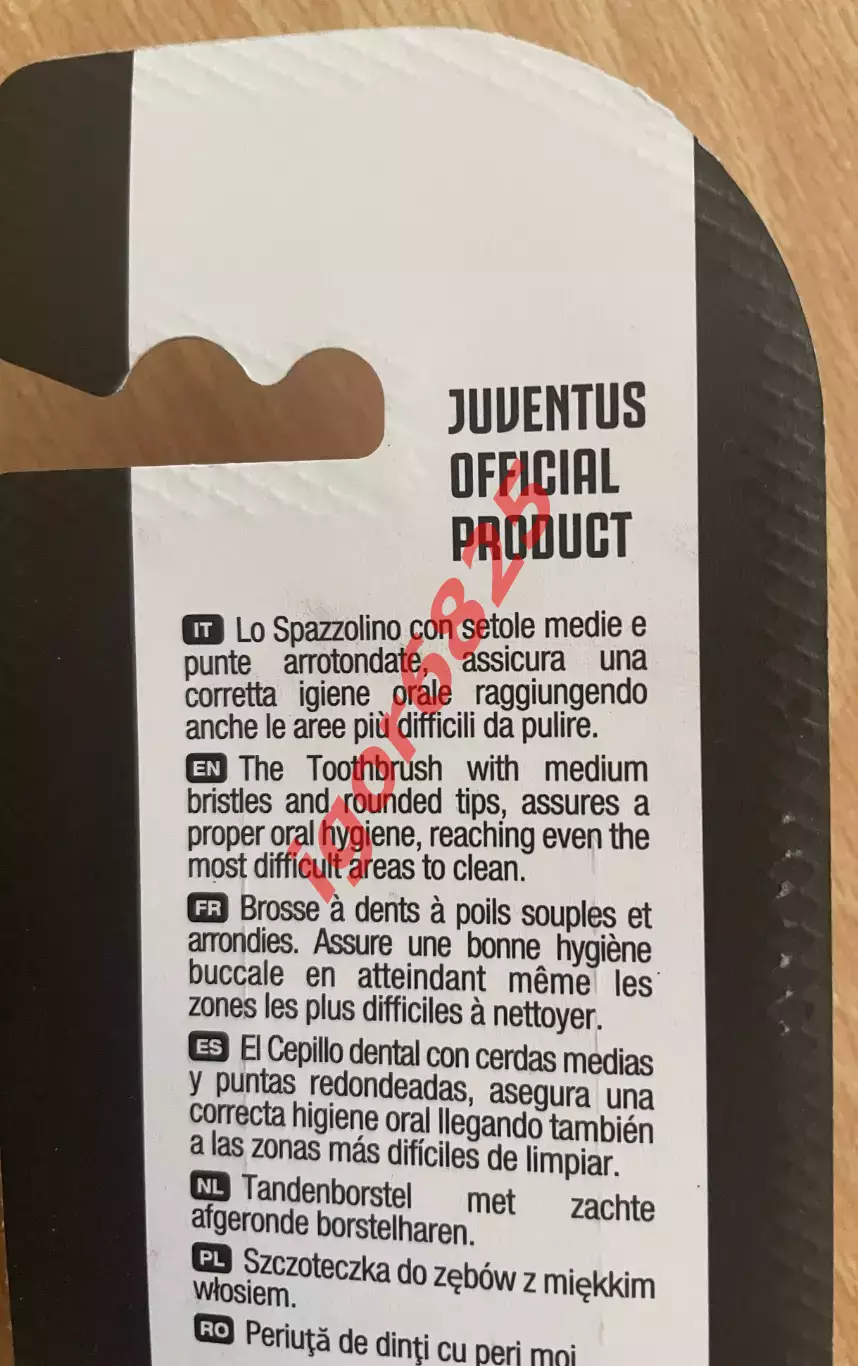 Зубная щетка Naturaverde Футбол Ювентус Турин Италия «Football Teams Juventus» . 4