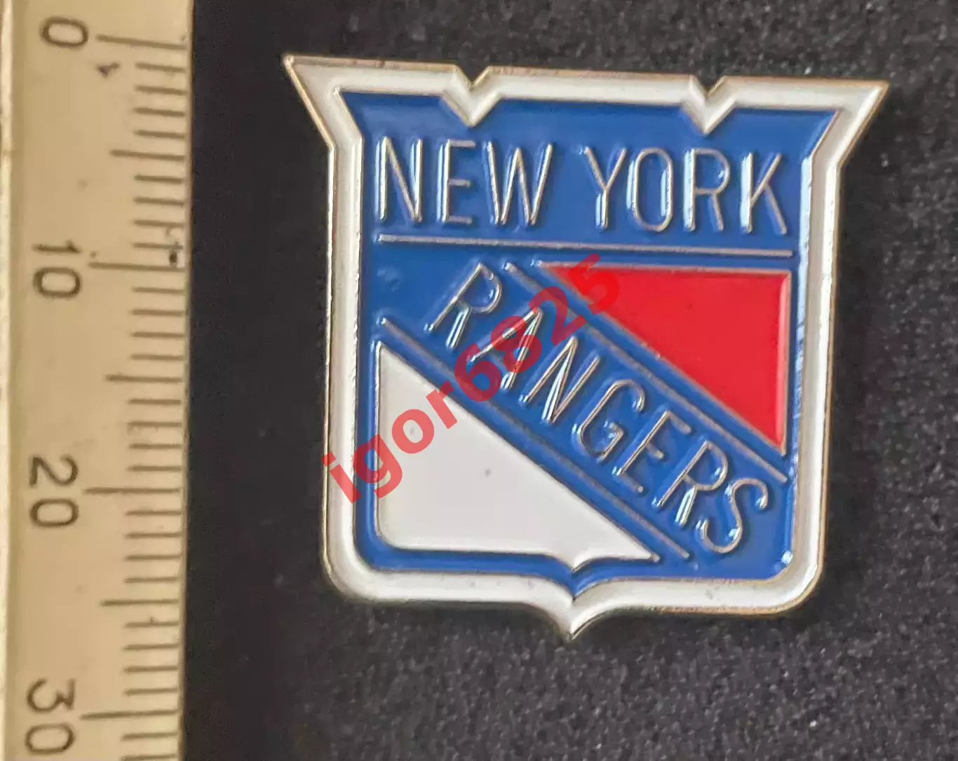 Хоккей Знак Значок Нью-Йорк Рейнджерс НХЛ New York Rangers NHL размер 2,6х2,5 см 2