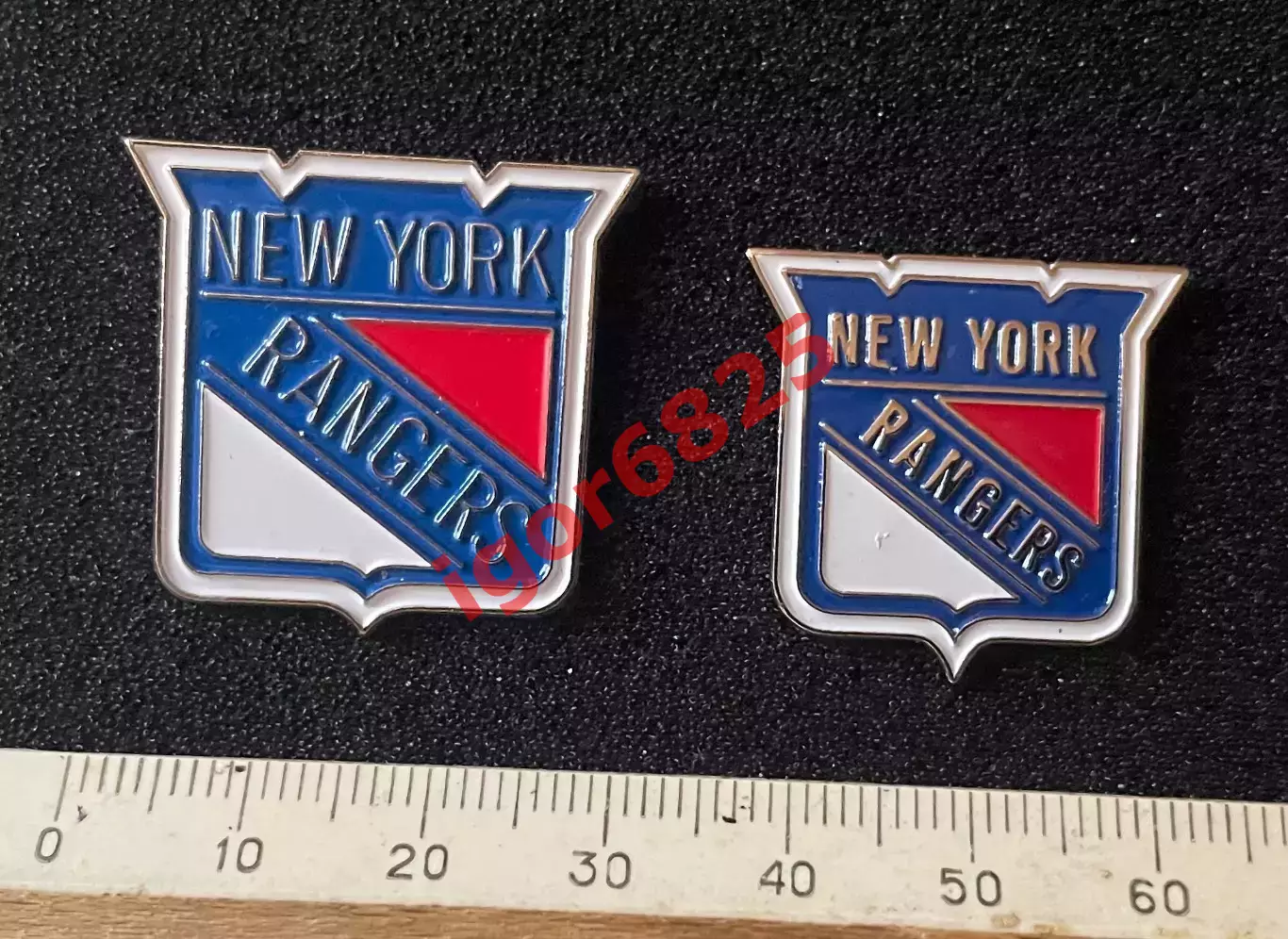 Хоккей Знак Значок Нью-Йорк Рейнджерс НХЛ New York Rangers NHL размер 2,6х2,5 см 4