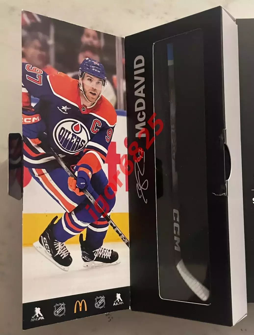 Хоккей, набор с клюшкой Connor McDavid из серии McDonald's NHL Star Sticks 2026