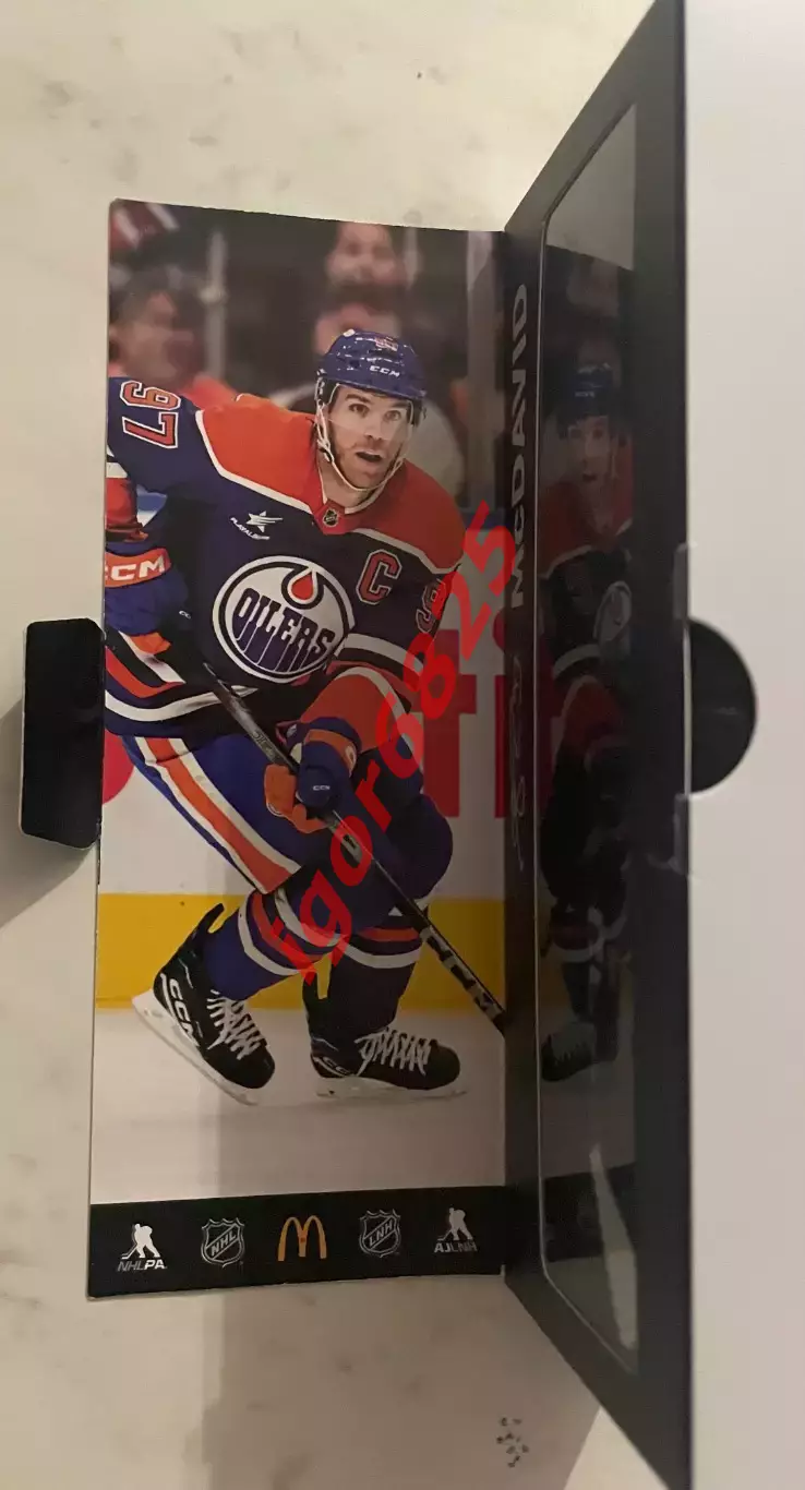 Хоккей, набор с клюшкой Connor McDavid из серии McDonald's NHL Star Sticks 2026 2