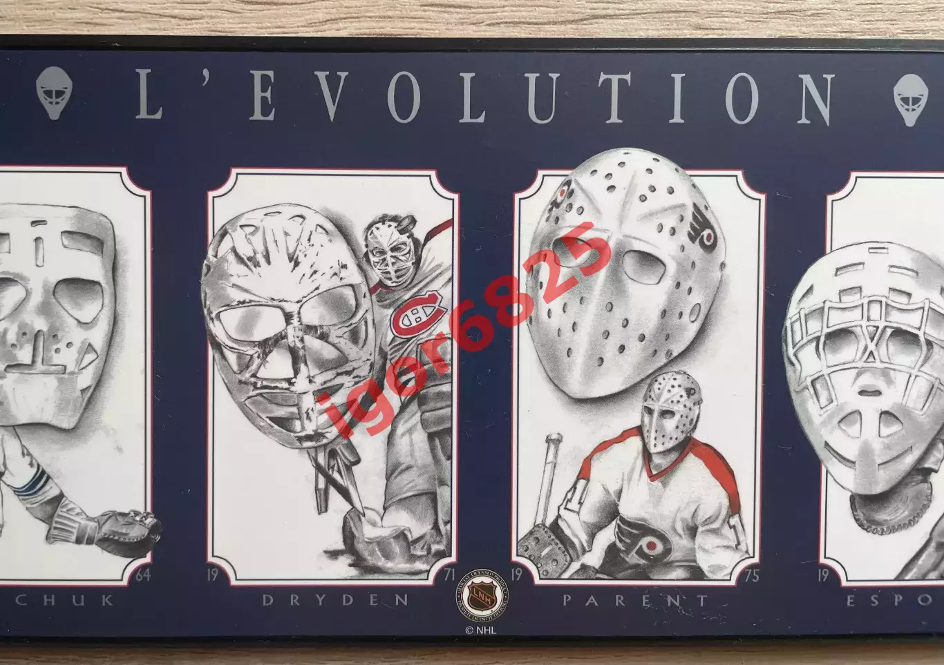 ХОККЕЙ Винтажное деревянное панно панель NHL «L’Evolution»маски вратарей НХЛ 4