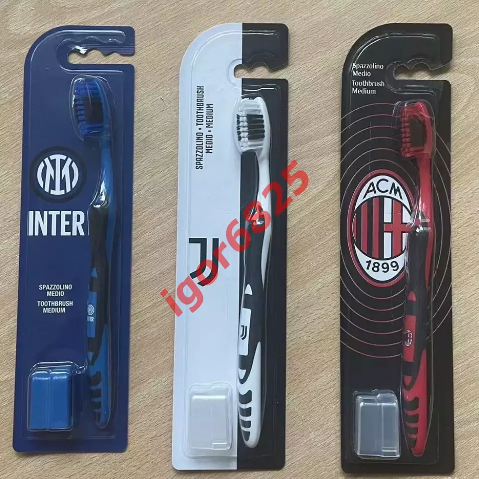 Зубная щетка Naturaverde Футбол ФК Милан Италия «Football Teams AC MILAN» . 3