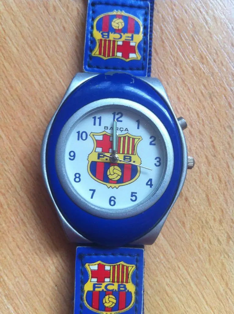 Часы наручные Барселона Испания.