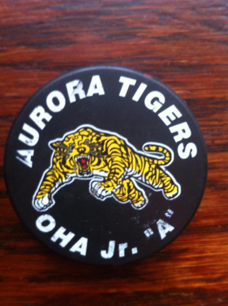 Шайба хоккейный клуб ''Aurora Tigers '' OHA, CANADA