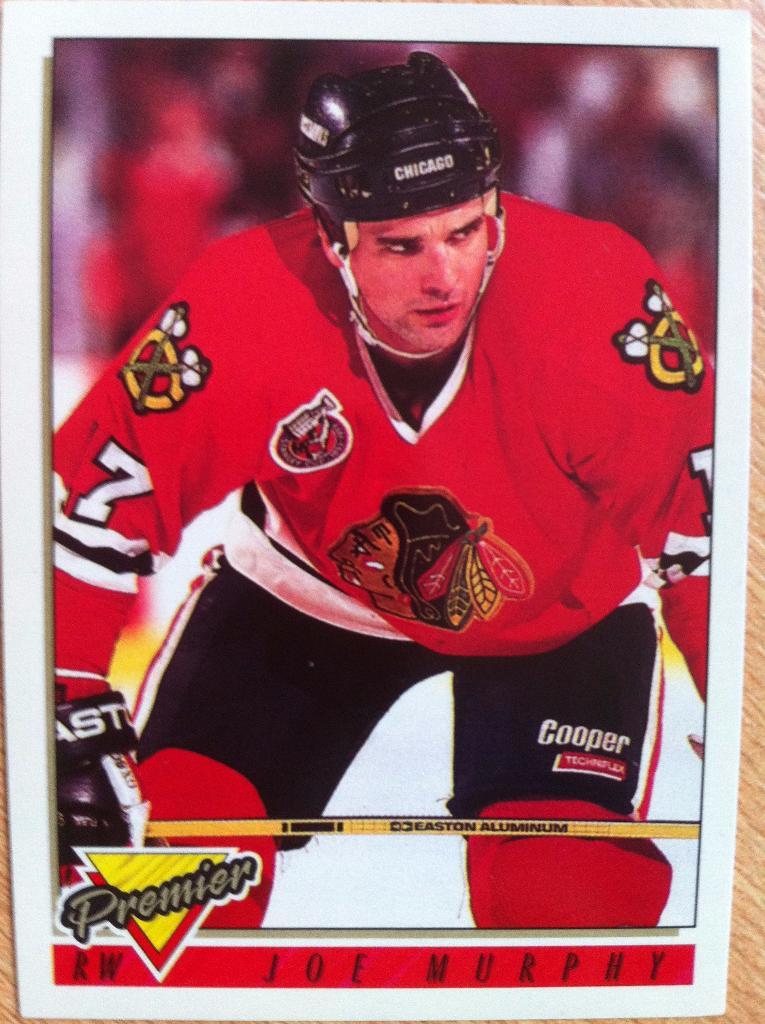 Хоккейная карточка Джо Мерфи (Joe Murphy) игрок Чикаго Блэкхокс 1992-93 годов.
