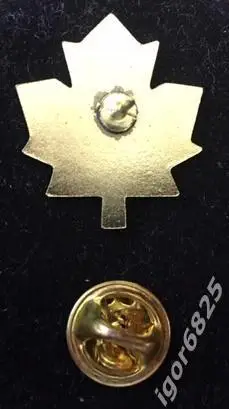 Знак Значок хоккейный клуб Торонто Мейпл Лифс НХЛ Toronto Maple Leafs NHL 2