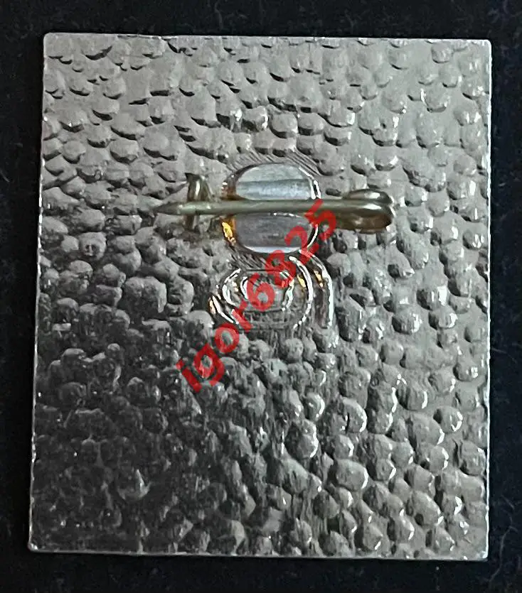 Знак (Значок) Чемпионата Мира по хоккею Санкт-Петербург 2000. Хоккей 1