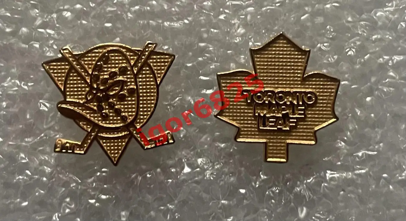 Хоккей. Знаки Значки НХЛ, золотая серия выпуск 1992 года, NHL 4