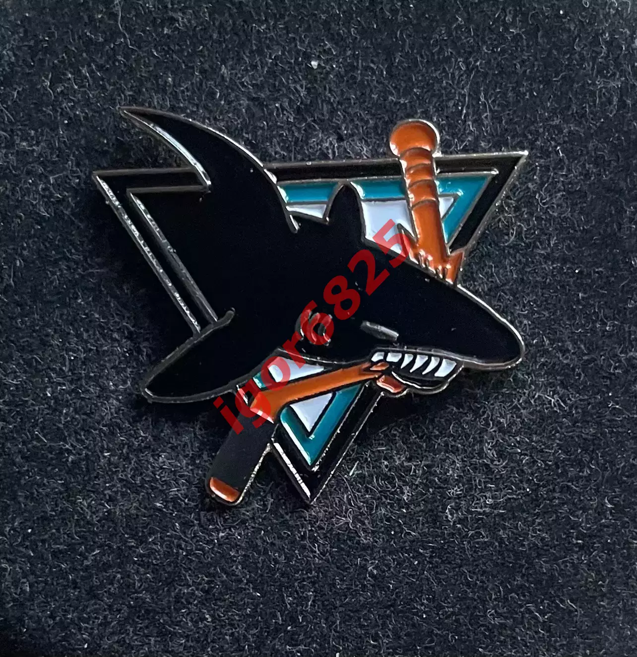 Хоккей. Знак Значок. Сан-Хосе Шаркс НХЛ. San Jose Sharks NHL. 2,8 на 2,5 см.