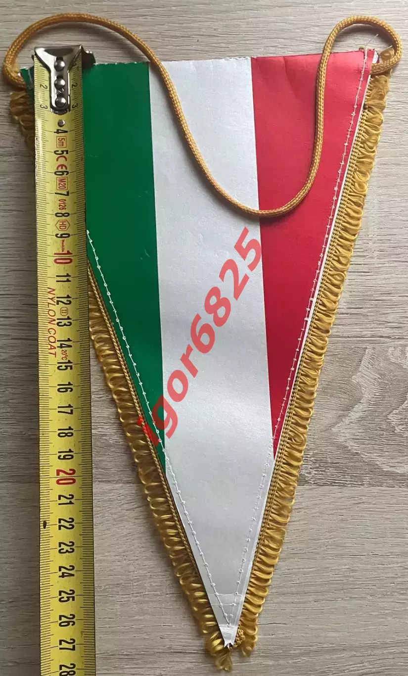 Футбол. Вымпел. Футбольный клуб Милан Италия, размер 28,5 на 19 см. 4