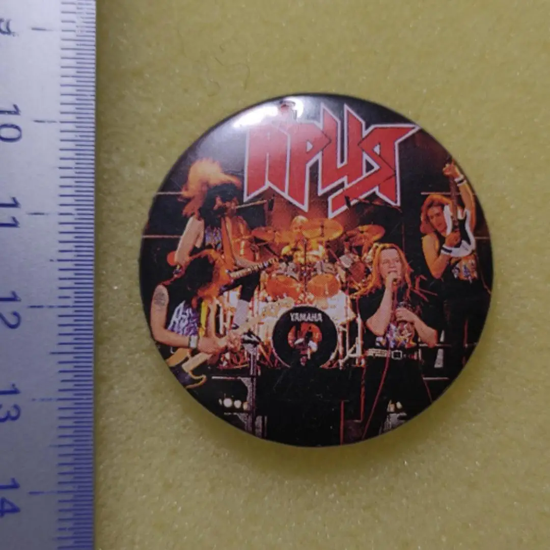 Закатной значок группа Ария. Кипелов, Холстинин, Дубинин. Музыка, хард-рок метал