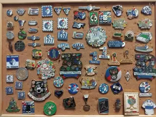 Значки разные