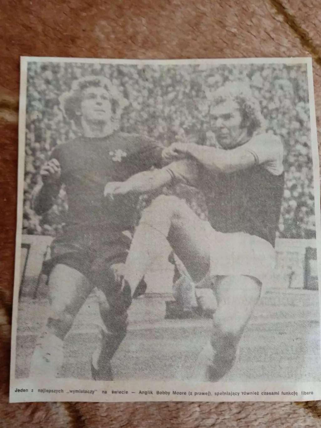 Фото.Футбол.Б.Мур Англия).