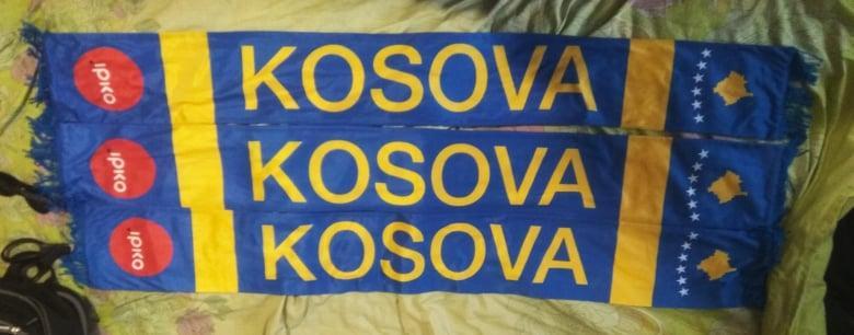 3 шарфа сборной Косово