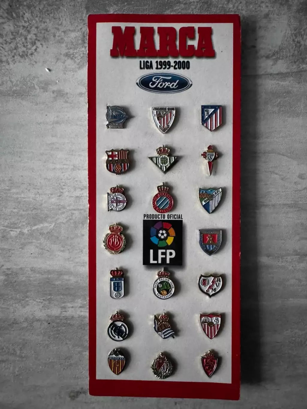 Комплект значків. Іспанія. Сезон 1999/2000..