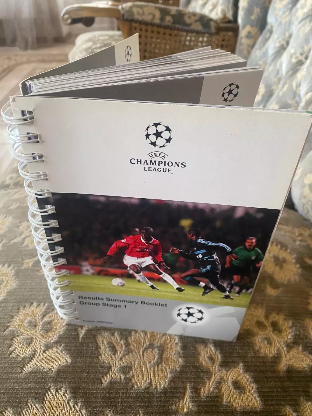 Довідник. Ліга чемпіонів УЄФА. Сезон 1999/2000. 298 сторінок.#.м. 1