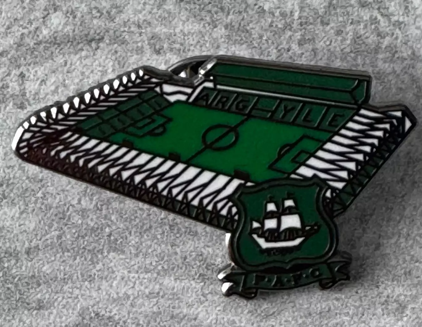 Акція до 30.04.2026. Значок. Плімут . Англія..