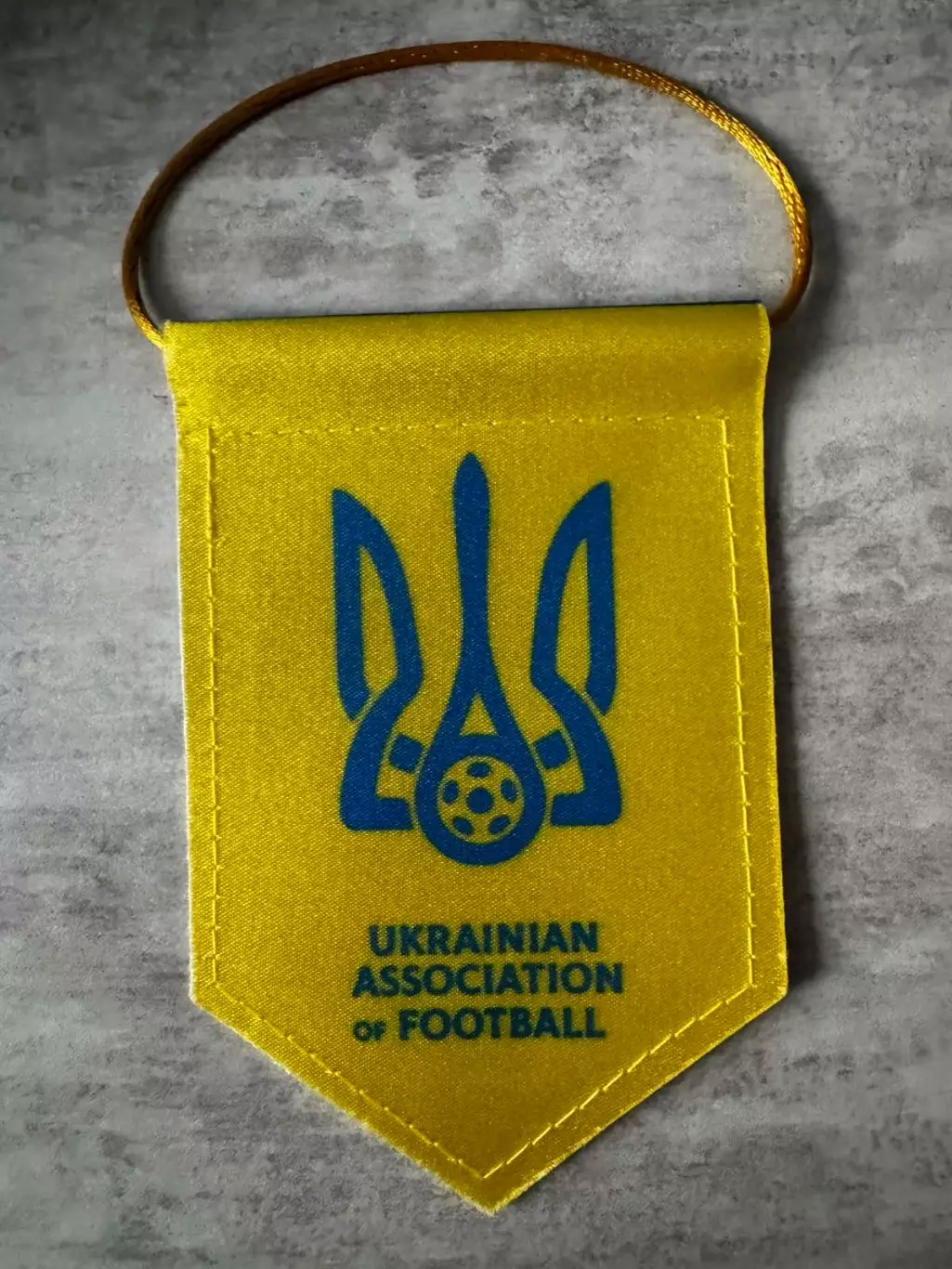 Вимпел. Федерація футболу України..