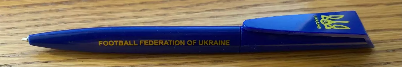 Ручка . Федерація футболу України.А.