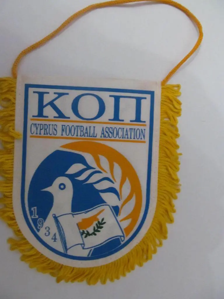 ВЬІМПЕЛ. ФЕДЕРАЦИЯ ФУТБОЛА. КИПР. *.