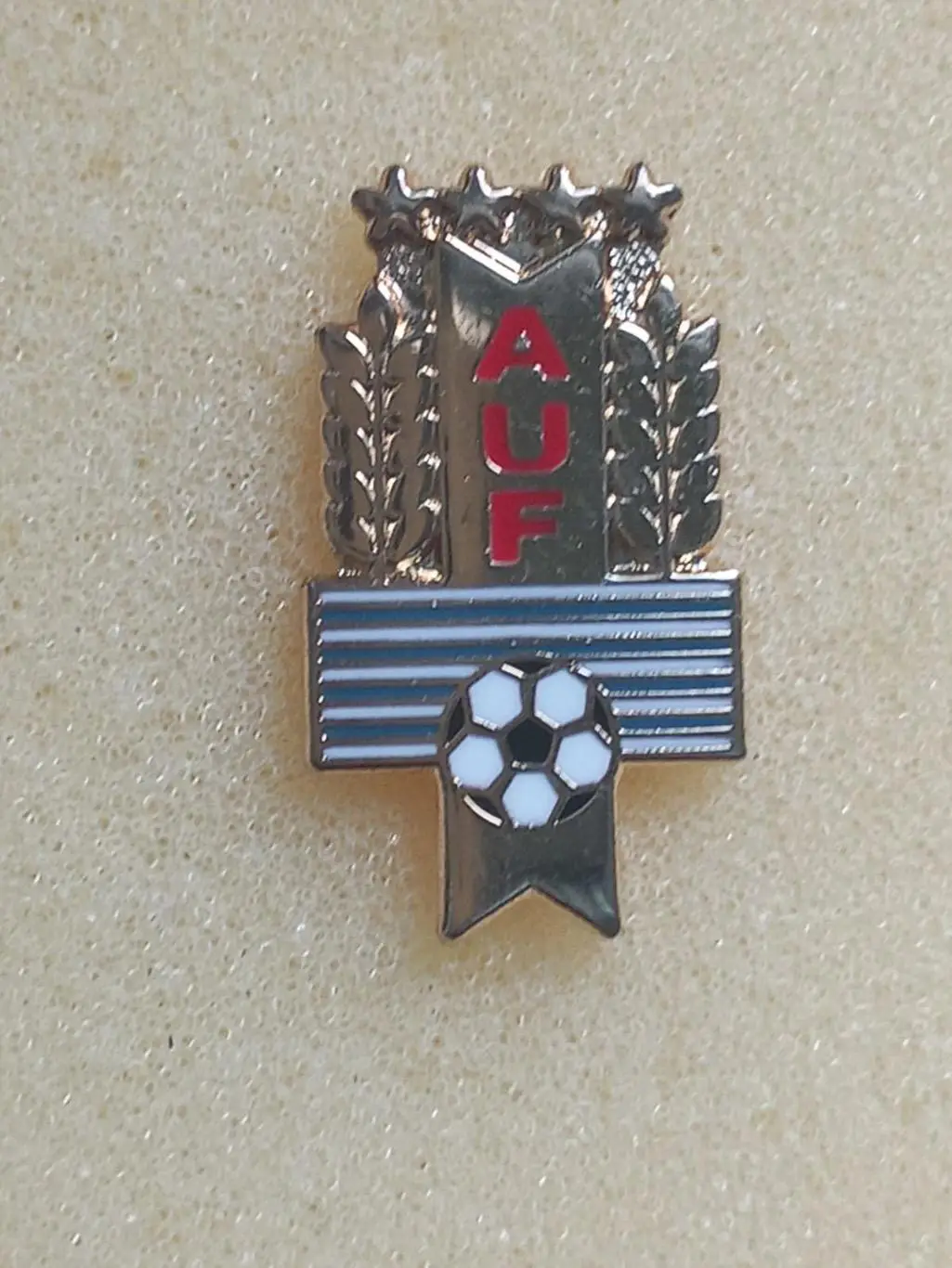 Акція до 05.01.2025.Значок. Федерація футболу Уругваю..