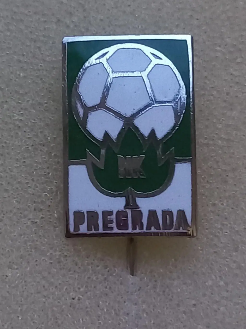 Акція до 30.01.2025.Значок. Преграда Югославія..